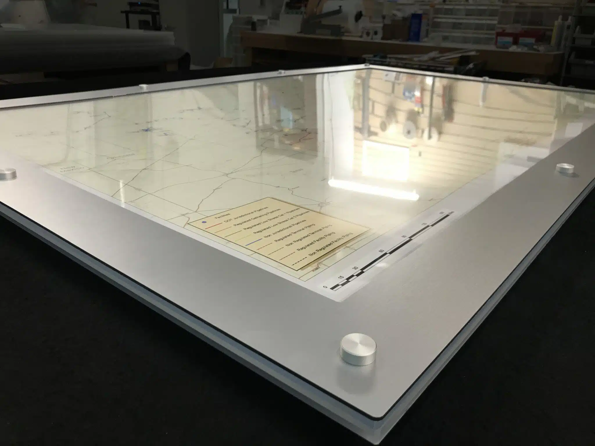 Custom FUTURA Slide Display — XL Map-detail