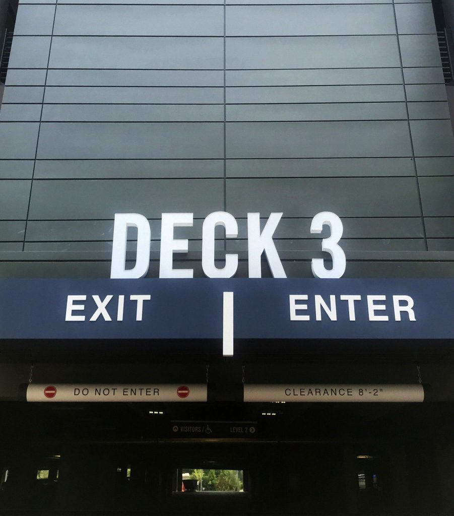 Navy Federal Credit Union – Lighted Entry Sign and Hit Bars